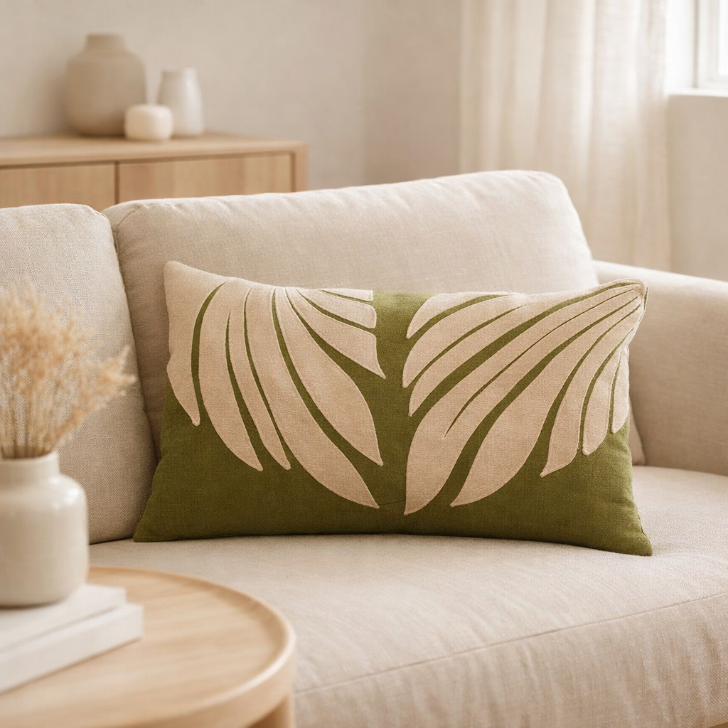 Coussin Nilos Cèdre 30 x 50 en situation