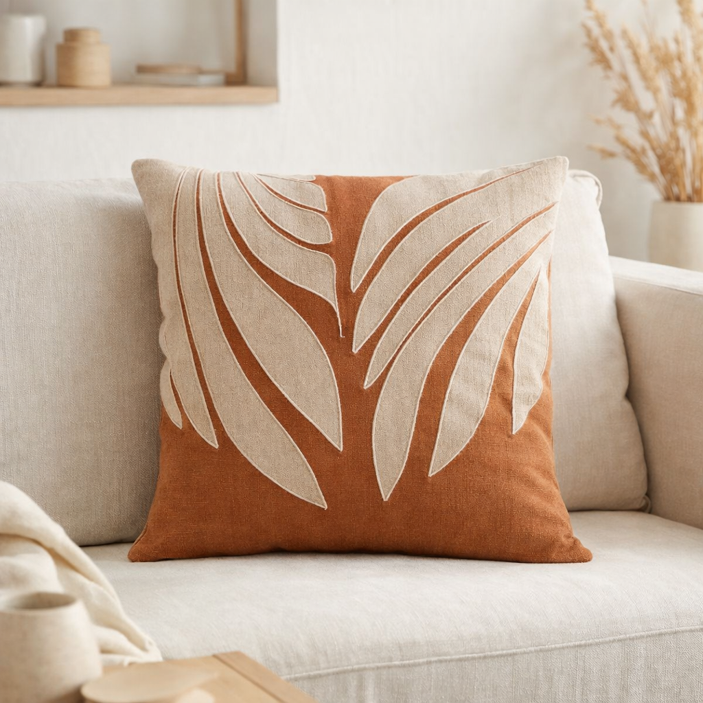 Coussin Nilos Moka 45 x 45 en situation