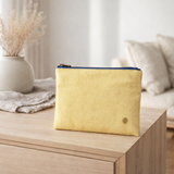 Pochette iona soleil m 14 x 19 x 1 en situation