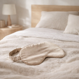 Masque de nuit Ashley en soie Perle 9 x 23 en situation