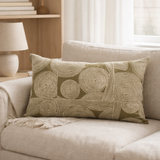Coussin imprimé Tito Naturel 40 x 65 en situation