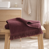 Serviette de toilette Luna Wine 100 x 50 en situation
