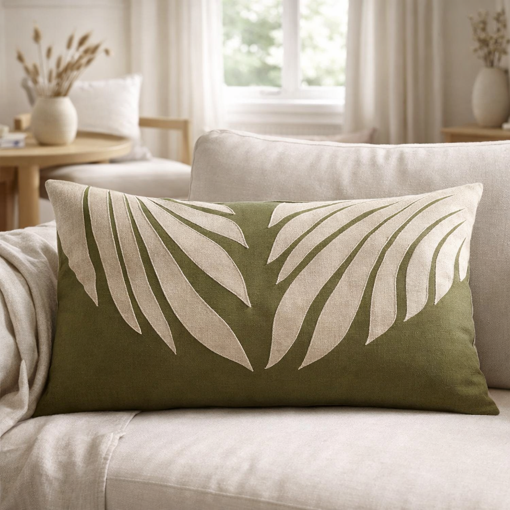 Coussin Nilos Cèdre 40 x 65 en situation
