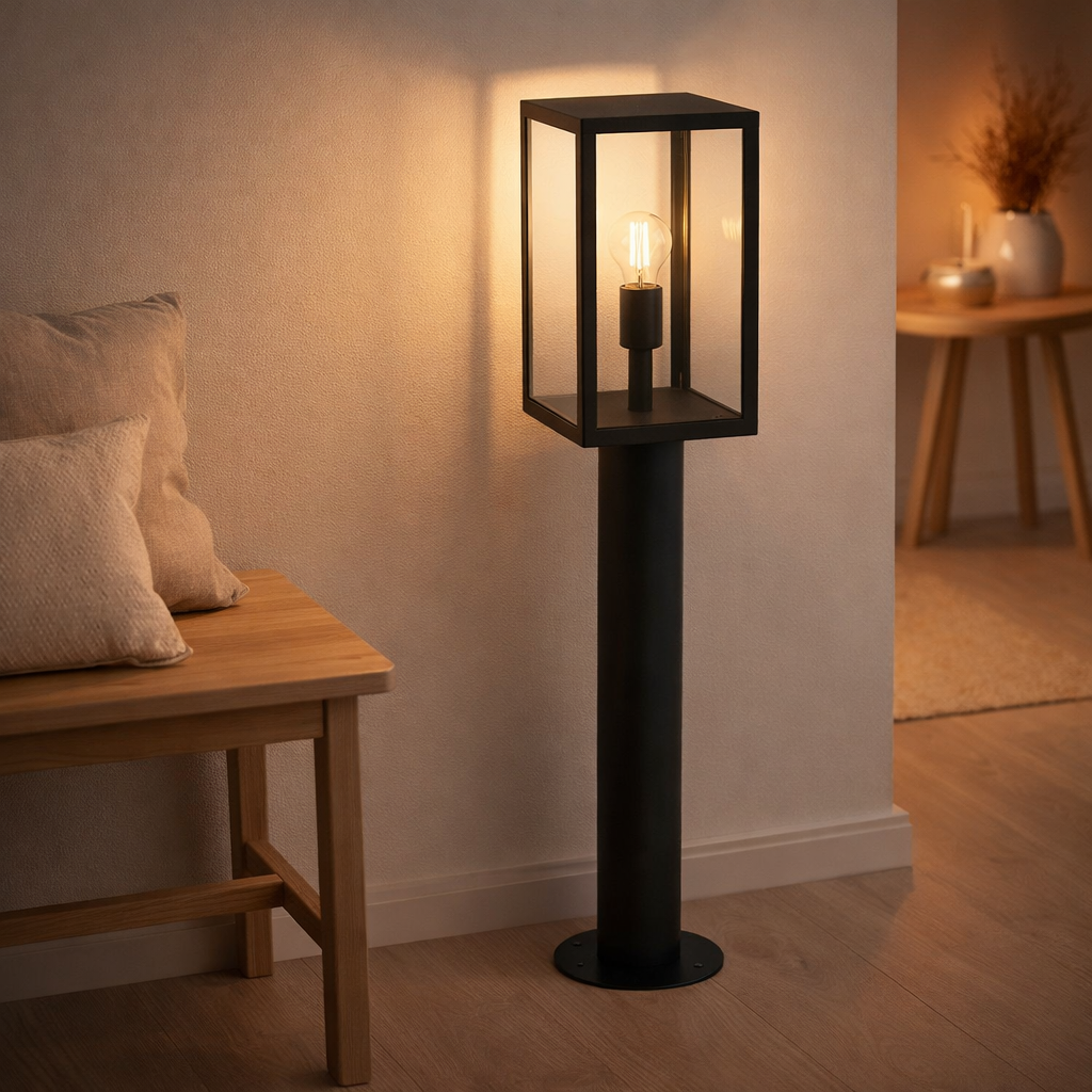 Lumière de la chaussette extérieure Aila H: 80 cm, pour l'extérieur, lampe à til -rieur en métal et en verre en noir, E27, lumière de chemin en situation