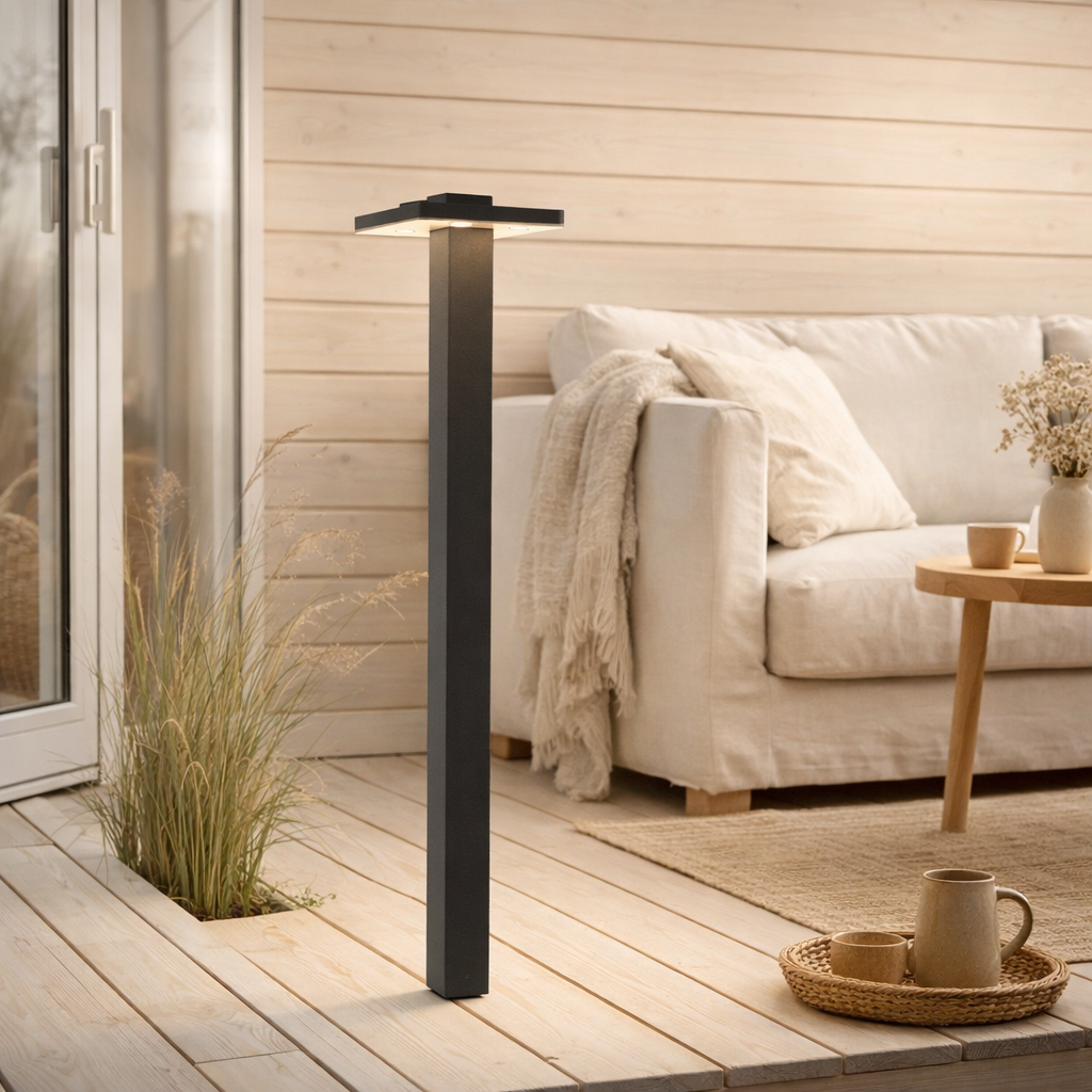 Base extérieure LED Clair, en métal en anthracite, avec LED intégrée en situation