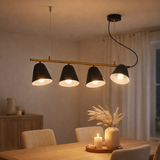 Lampe à 4 pendentifs Triton en métal noir en noir, avec douille E27, éclairage pour le salon, la salle à manger ou le bureau. en situation