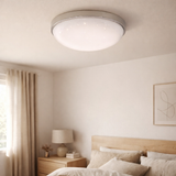 Mur et plafond LED Catania Ø 29 cm, métalcloscope chromé, plastique blanc (PMMA), moustiquaire, effet cristallin, effet mémoire, lumière nocturne en situation