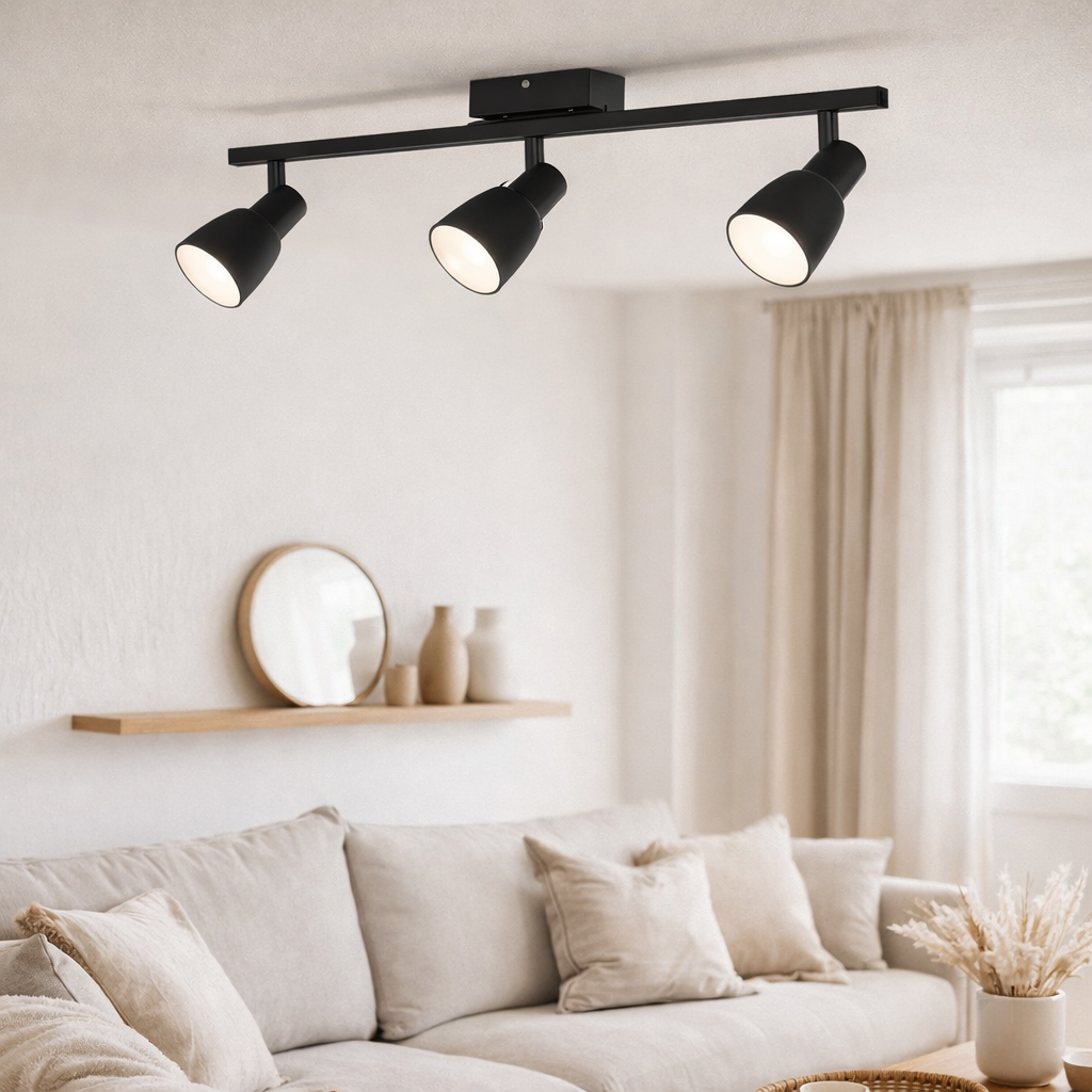 Le plafond LED de la série 3 Ibiza environ. en situation