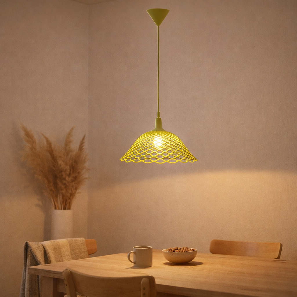 La lampe pendentielle en silicone Cera en vert en situation