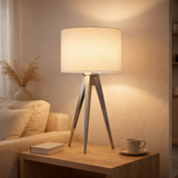 Lampe tabouret 3 pieds Tripod en situation