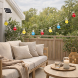 Guirlande lumineuse extérieure solaire colorée à 10 LED en situation
