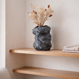 Vase en céramique w. look rock, design naturel tendance.CHU32ZW en situation