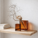 vase design moderne, forme spéciale, ambre, BAD30AM en situation