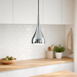 Le style, classique rétro, pendant en métal brillant avec chromé avec une douille E27, parapluie Ø15 cm, idéal pour la salle à manger, le salon et la cuisine. en situation