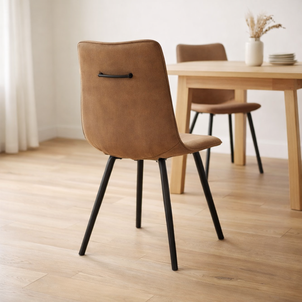 Cora Chair - Bull Microleder Camel% 2309 en situation