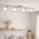 4 appliques LED. Spot de plafond Feltre en situation