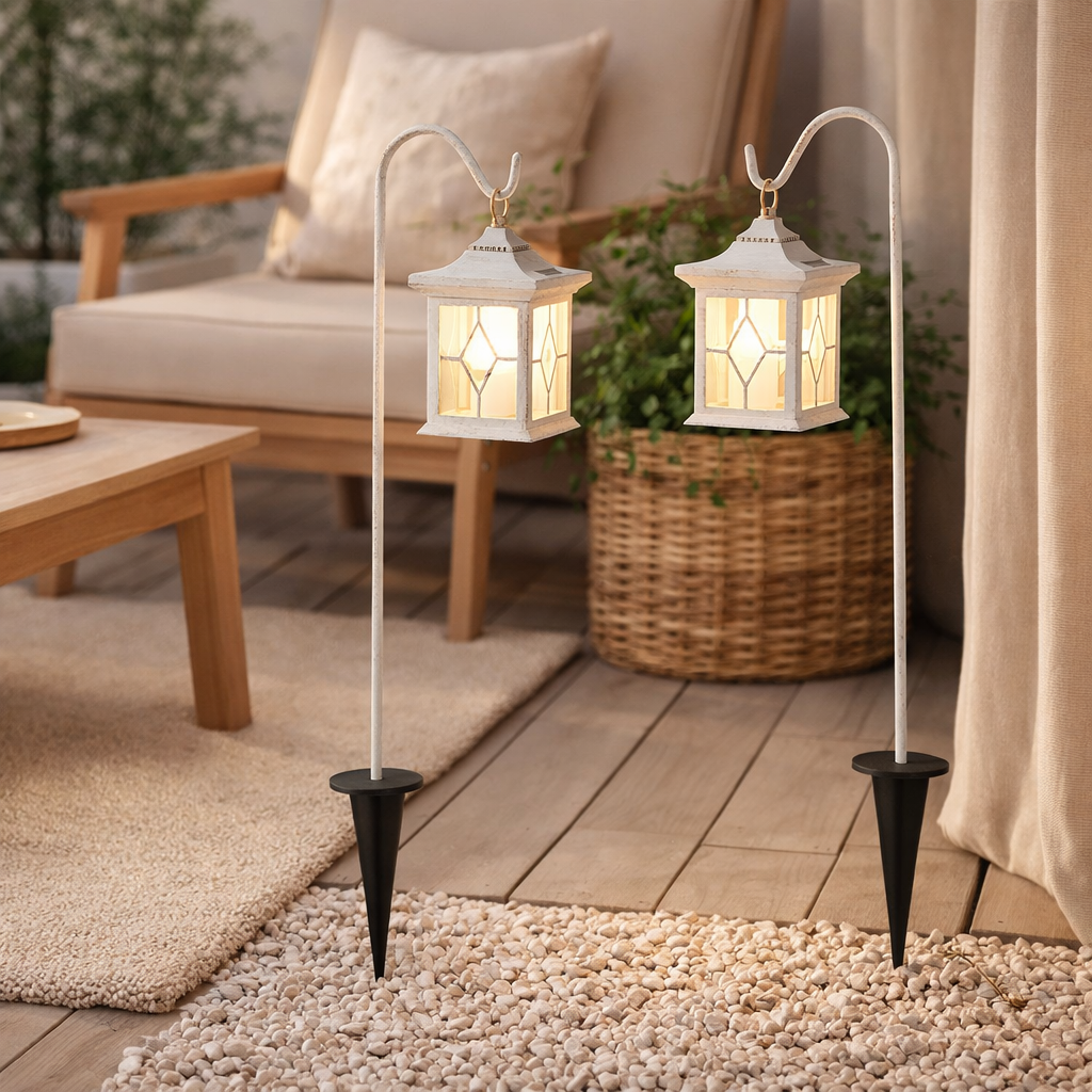 Lot de 2 piquets de sol extérieur LED Lantern blanc en situation