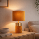 Lampe de table Bordo 32 cm de haut en métal et en velours en or et brun, avec version E14, lampe pour salle à manger, salon, couloir ou bureau en situation