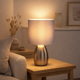 Lampe de table Aurum 33 cm de haut en acier-bean / gris, en métal et textile, avec une douille E14, l'éclairage pour la salle à manger, le salon, le couloir ou le bureau en situation