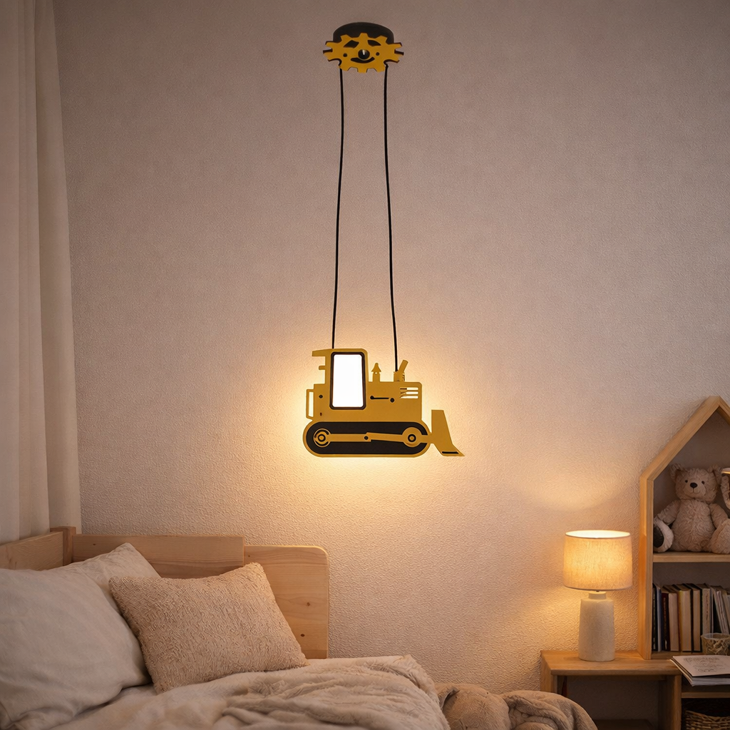 Le déjeuner pendentif Carter est la lampe suspendue parfaite pour la chambre des enfants. Il se compose de bois peint et est équipé d'une version E27. en situation