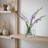 Vase en verre au design innovant avec une touche constructiviste, verre transparent FUSION 20 en situation