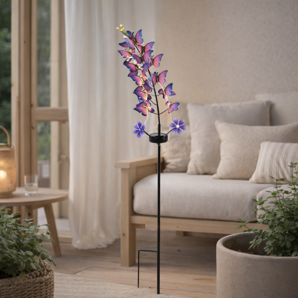 Alto LED Solar Light, pour l'extérieur, la brochette de la Terre métal en situation
