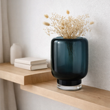 grand vase moderne, verre clair lourd, bleu encre, ZADAR en situation
