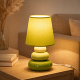 Lampe de table en céramique en situation