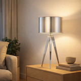 Lampe tabouret 3 pieds Tripod en situation
