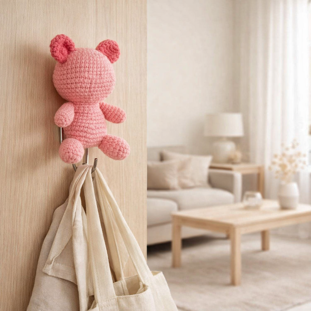 Crochet ours rose en situation