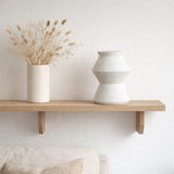 vase rond angulaire jaggy en céramique, CUZCO 27WH en situation