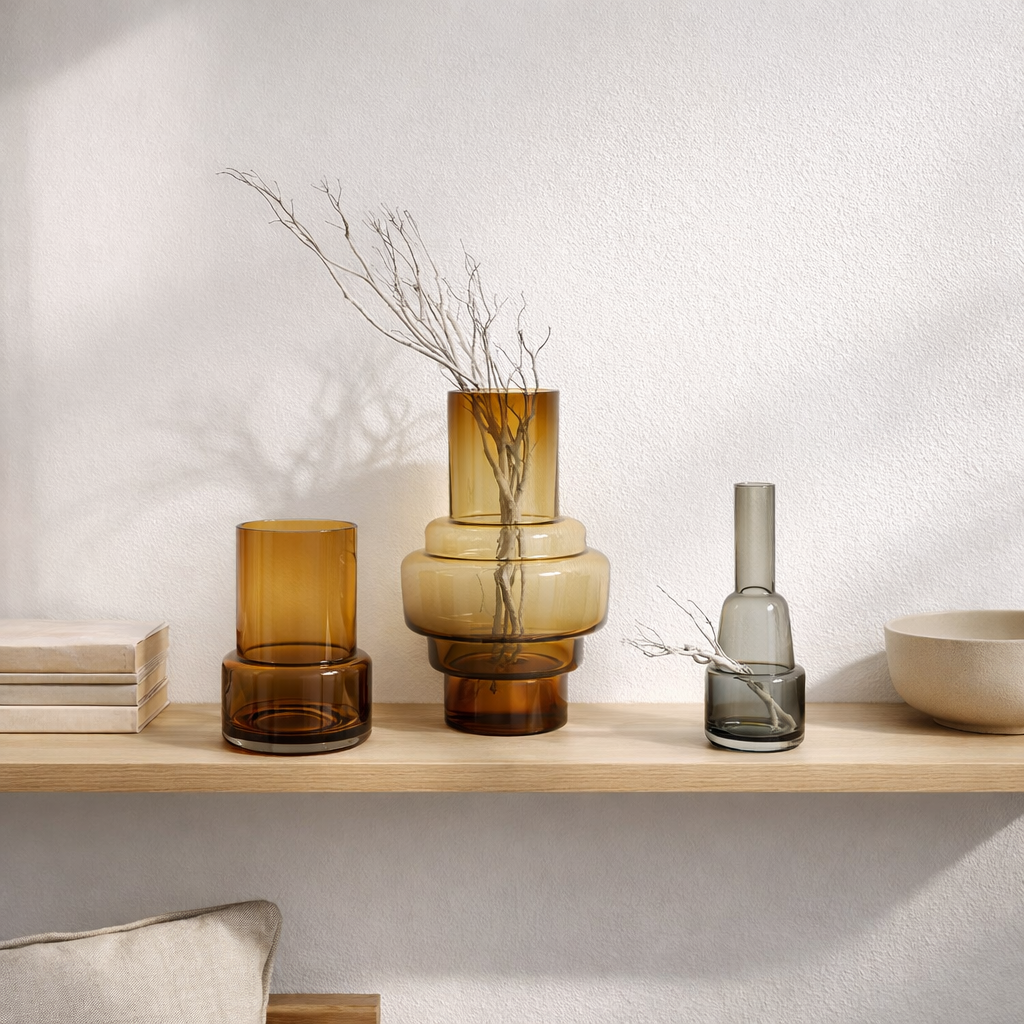 vase en verre épais de style rétro, série : TYLER en situation