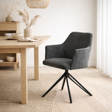 Chaise de bras Calvin Turning Bow Black tissu souple anthracite en situation