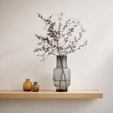 vase en verre épais de style rétro XXL, série: TYLER 46GR, verre de luxe épais de 9 mm en situation