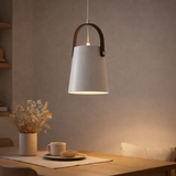 Lampe suspension en métal avec support en cuir lampe suspendue lampe suspendue table à manger plafonnier style vintage en situation