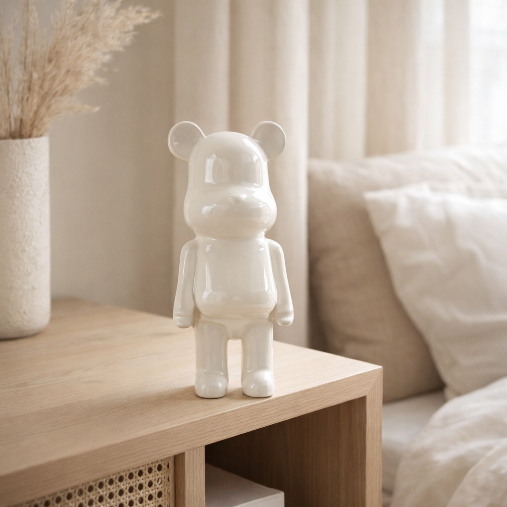 Ours en céramique 22cm blanc en situation