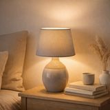 Lampe de table en céramique Talia, lampe de table, en céramique, beige / gris, avec socket e14, pour salle à manger, salon, couloir ou bureau, 31 cm de haut en situation
