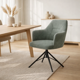 Chaise de bras Calvin Turning Bow Black tissu vert doux en situation