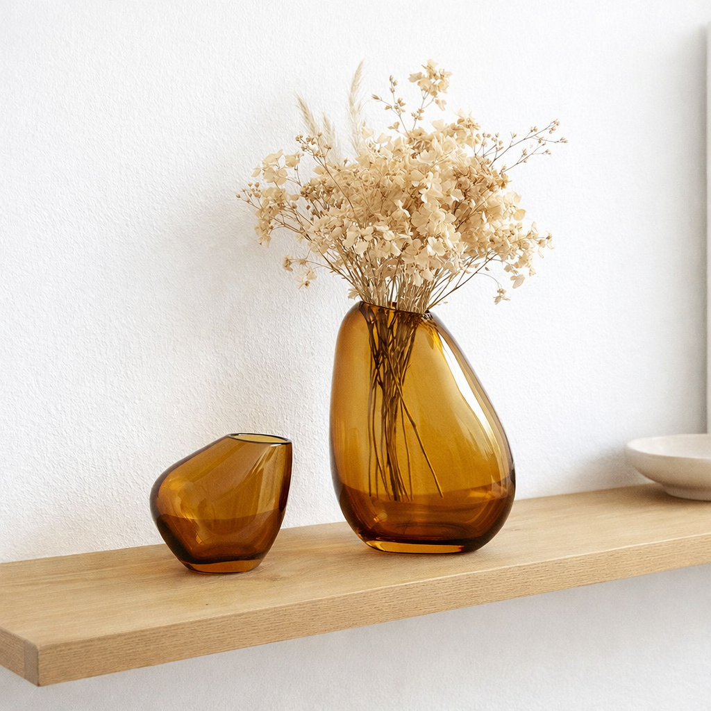 Vase moderne, forme organique très design, KOOKY16GR en situation