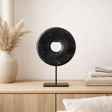 Le disque de marbre sur support - Noir - S en situation