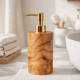 Le Distributeur de Savon en Bois - Naturel en situation