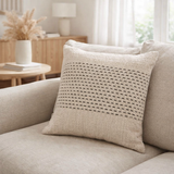 La Housse de Coussin Misty - Noir Naturel en situation