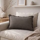 La Housse de Coussin Smoky Vibe - Gris - 30x50 en situation