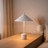 Lampe de table Kasa (UE) en situation