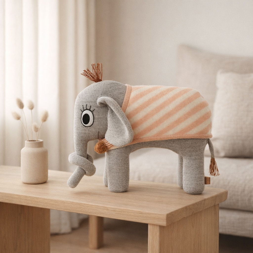 Éléphant Ramboline en situation