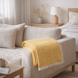 Plaid Quinty ocre 130x170 en situation