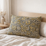 Coussin Portinaxt moutarde 60x40 en situation