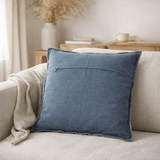 Coussin Porto bleu délavé 45x45 en situation