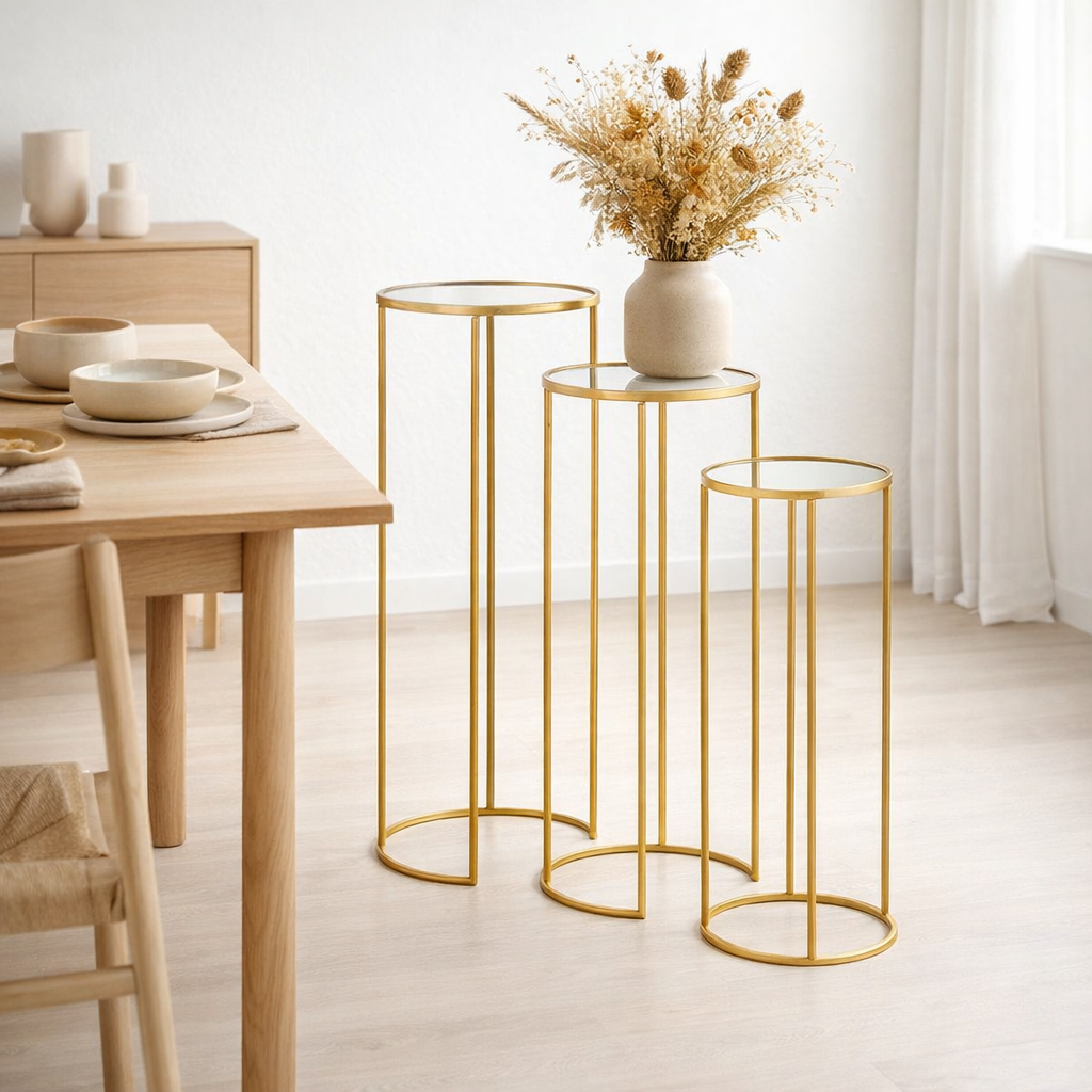 Table d'appoint J-Line Leo Spiegel - fer - or - lot de 3 en situation