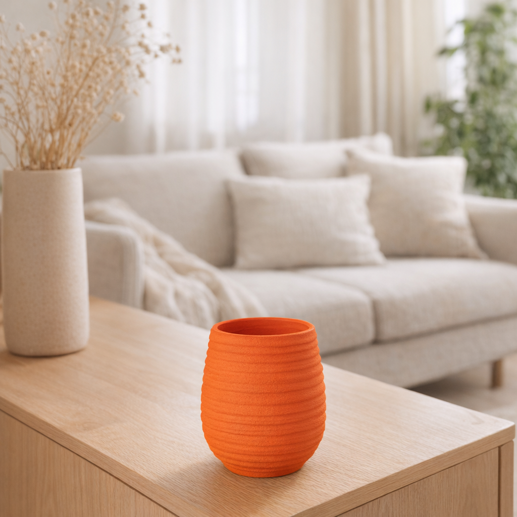 J -line Flowerpot Fiesta - Ceramics - Orange - Small - Ø 18 cm en situation